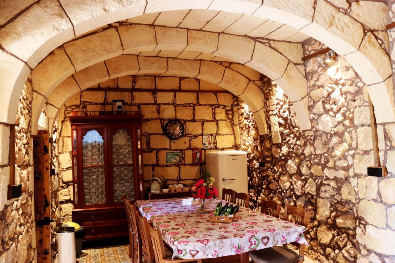 Il-Barrag Farmhouse B&B - Gozo Traditional Hospitality Надур Экстерьер фото